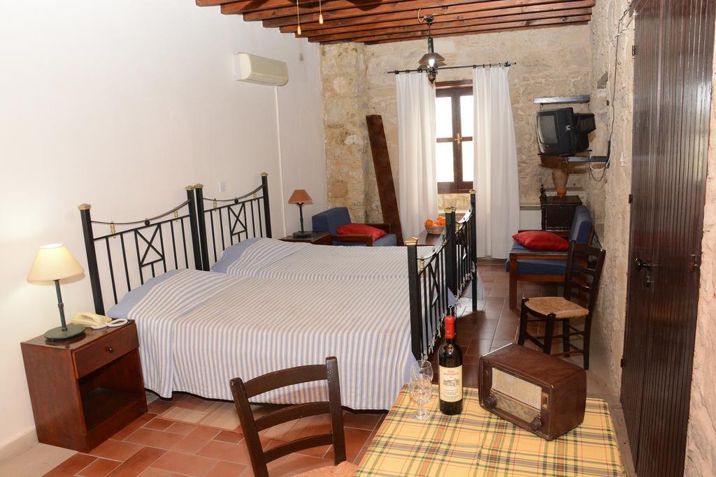 Amarakos Guesthouse Λειτουργεί υπό νέα διεύθυνση Κάτω Ακουρδάλια Εξωτερικό φωτογραφία